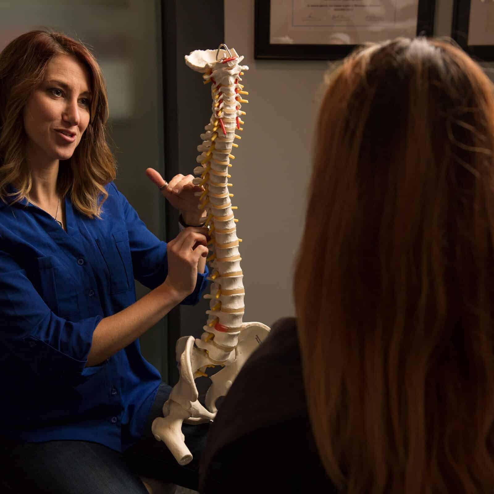 Dr. Jasmine Craner explaining how the spine works
